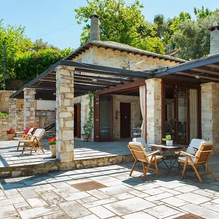 Pelion Luxury Homes * דמוצ'ארי
